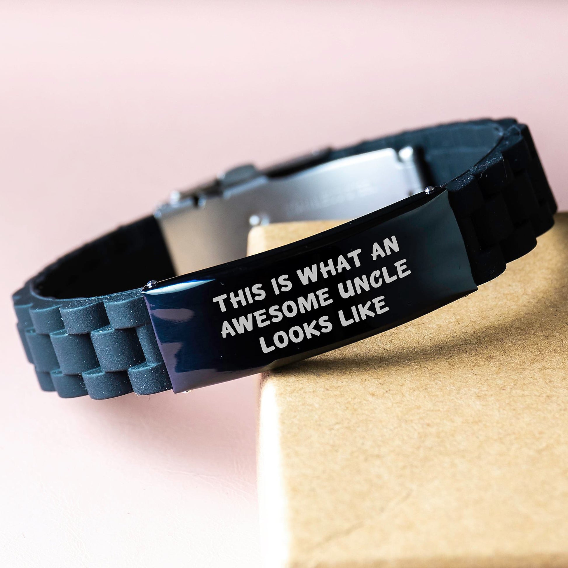 Uncle Gifts for Him, Funny Quote, Glide lock Clasp Adjustable Black Stainless Steel Silicone Black Gift from Men to Uncle, This Is What An Awesome Uncle Looks Like, Graduation Unique Gifts - Image 3