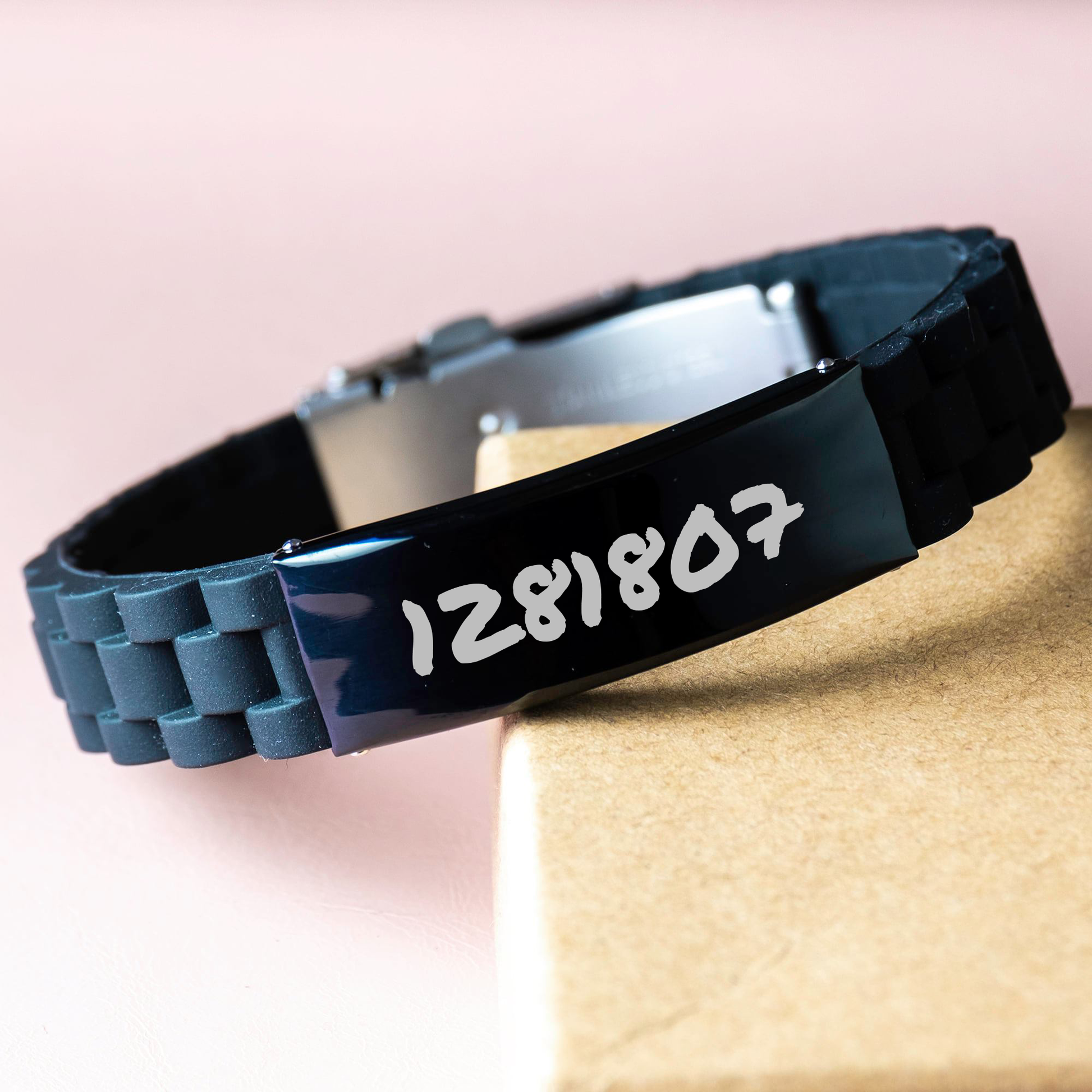 Funny Pug Dog Gifts, 'I Love My Pug. People, Not So Much.' Glide lock Clasp Bracelet for Graduation, Gifts from Pug Lovers to Pug Dog Owners - Image 3